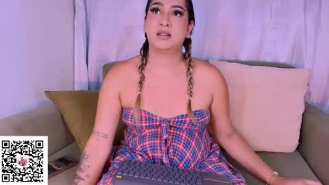 Snapshot of isabellas_smith chatting on September 2025 07:30:02 AM Martina IG martissmith01 online show from September 2025 07:30:02 AM