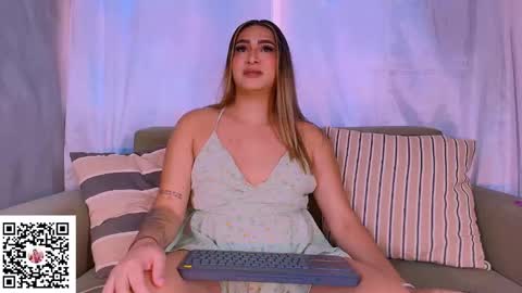 Snapshot of isabellas_smith chatting on October 2025 08:42:02 PM Martina IG martissmith01 online show from October 2025 08:42:02 PM