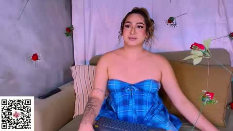 Snapshot of isabellas_smith chatting on February 2026 05:48:02 AM Martina IG martissmith01 online show from February 2026 05:48:02 AM