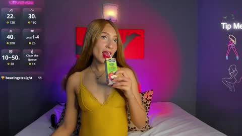 Isabella online show from October 2025 05:14:01 PM