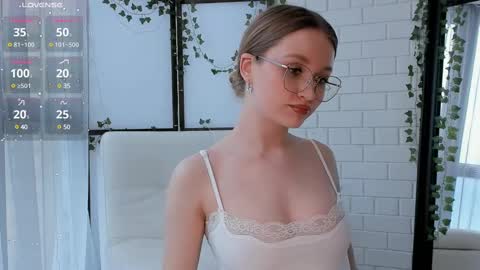 Bella online show from February 2025 09:58:02 AM