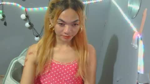 isabellatx online show from February 2026 04:32:01 PM