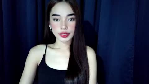 Snapshot of isabelle_willis chatting on April 2026 12:22:02 PM Isabelle online show from April 2026 12:22:02 PM