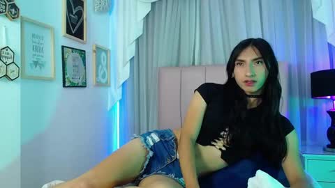 Isabelle Daza online show from December 2025 01:05:02 PM