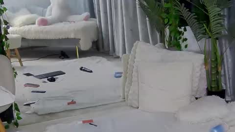 IsabelleEthan online show from March 2026 02:22:02 AM