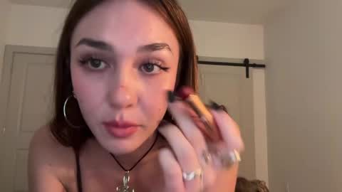 Snapshot of isabellelayla chatting on May 2026 01:03:02 AM Isabelle online show from May 2026 01:03:02 AM