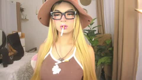 isabelliza princess online show from April 2026 06:45:01 PM