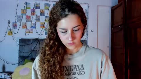 Isabela  online show from February 2026 05:00:02 AM