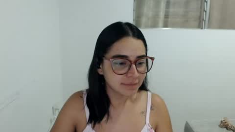 Emma online show from June 2026 03:42:01 AM