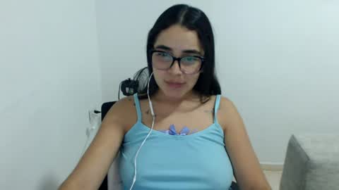 Emma online show from August 2026 03:32:02 AM
