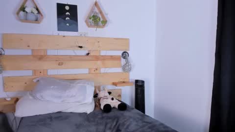 ishabellalopez online show from December 2024 05:10:02 AM