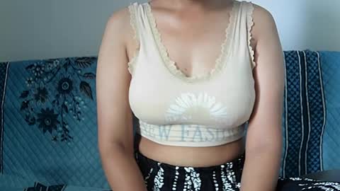 ishika_singh_ online show from June 2026 01:54:02 AM