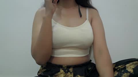 ishika_singh_ online show from July 2026 04:43:02 PM
