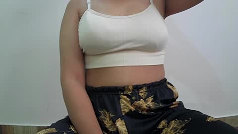 ishika_singh_ online show from July 2026 02:05:17 AM