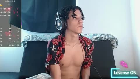 Isidro online show from September 2025 10:01:02 PM