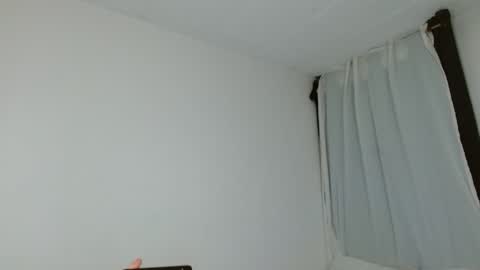 Isis  online show from February 2025 11:52:02 PM