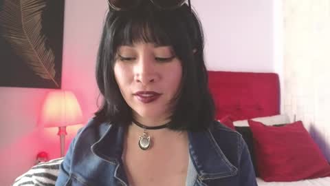Snapshot of isis_diosa chatting on May 2026 03:06:01 PM Ana Maria online show from May 2026 03:06:01 PM