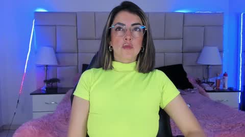 Pauli online show from December 2024 05:57:01 PM