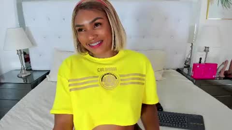 Snapshot of isla_scott chatting on July 2026 11:36:01 AM Vanessa online show from July 2026 11:36:01 AM