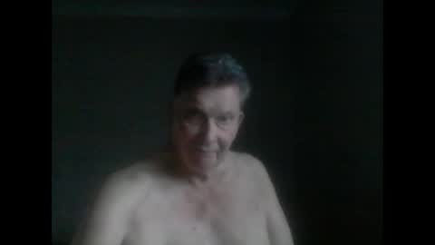 Snapshot of island625103 chatting on January 2025 08:12:01 PM island625103 online show from January 2025 08:12:01 PM