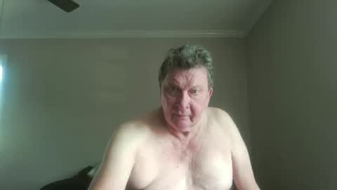 Snapshot of island625103 chatting on September 2025 03:03:02 PM island625103 online show from September 2025 03:03:02 PM