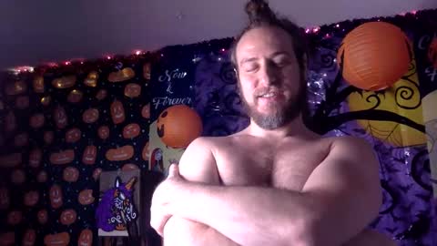 IslandDudeHawaii online show from November 2025 12:30:01 AM