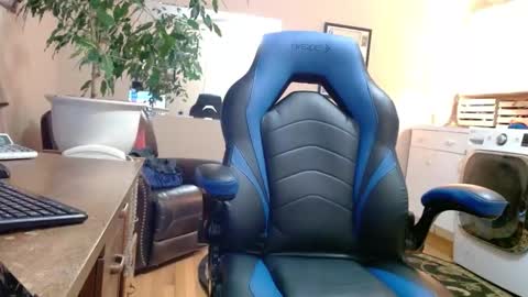 Jim online show from January 2025 10:13:02 PM