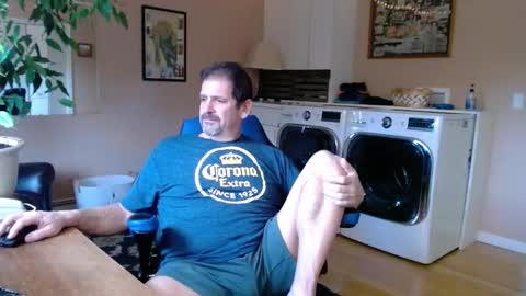 Jim online show from January 2025 01:21:01 PM