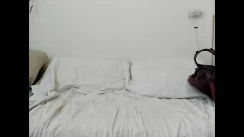 Marta online show from September 2025 10:04:02 AM