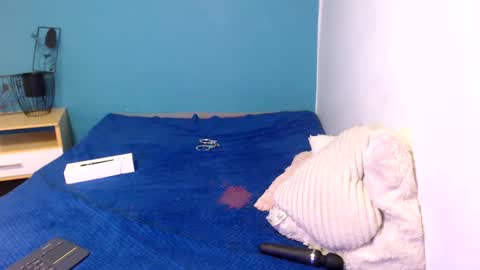 Snapshot of issa_nassar chatting on February 2025 03:38:01 PM Issa online show from February 2025 03:38:01 PM