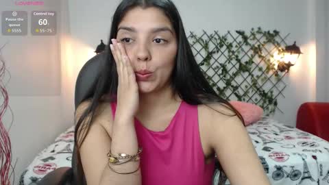 Snapshot of issa_nassar chatting on September 2025 01:22:02 PM Issa online show from September 2025 01:22:02 PM