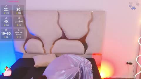 Issa online show from January 2025 08:08:01 AM