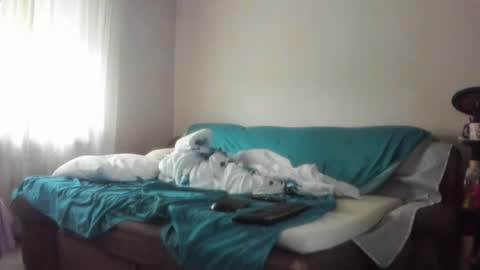 Issabelle online show from October 2025 07:07:01 AM