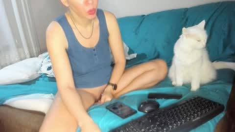 Snapshot of issabelle_69 chatting on January 2026 06:07:02 AM Issabelle online show from January 2026 06:07:02 AM