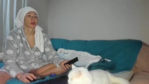 Snapshot of issabelle_69 chatting on February 2026 03:57:02 AM Issabelle online show from February 2026 03:57:02 AM