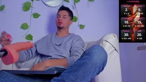 Issac online show from December 2024 05:10:02 AM