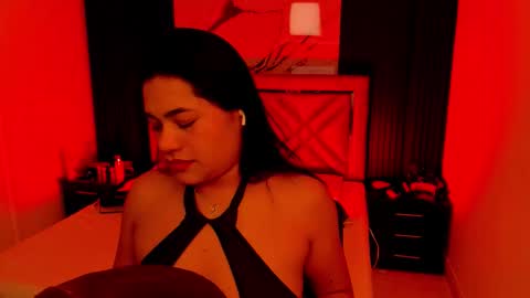 Issafoxx online show from October 2025 12:06:02 PM