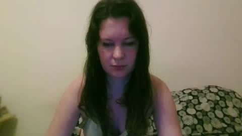 issamayy333 online show from June 2026 07:20:01 AM