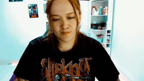 Yiz online show from December 2024 04:08:02 AM