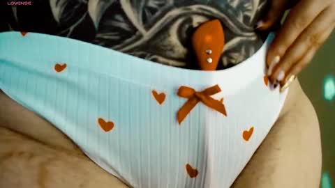 Yiz online show from February 2025 07:26:01 AM