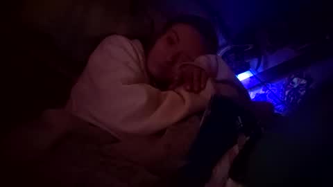 Snapshot of issyamazin667 chatting on December 2025 12:36:02 PM Girlnextdoor online show from December 2025 12:36:02 PM