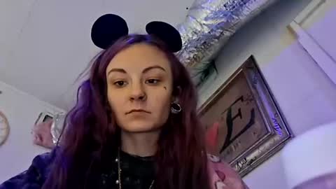 Snapshot of issyamazin667 chatting on January 2026 03:03:02 PM Girlnextdoor online show from January 2026 03:03:02 PM