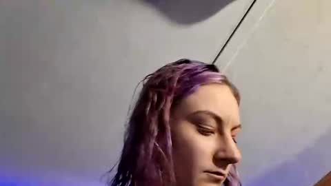 Snapshot of issyamazin667 chatting on January 2026 02:11:02 PM Girlnextdoor online show from January 2026 02:11:02 PM