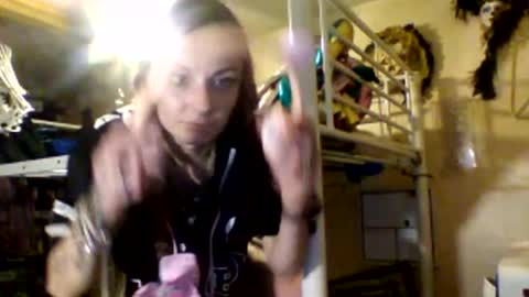 Snapshot of issyamazin667 chatting on March 2026 11:10:01 PM Girlnextdoor online show from March 2026 11:10:01 PM