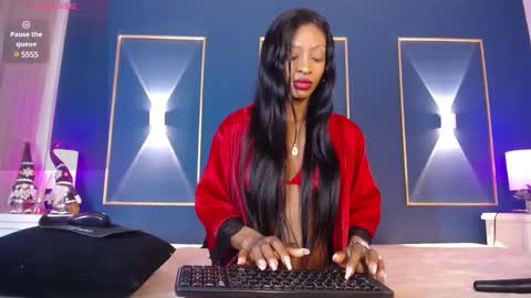 Isabelle online show from December 2024 12:34:02 PM