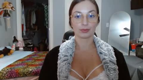 Bella Bloom online show from December 2024 04:53:01 AM