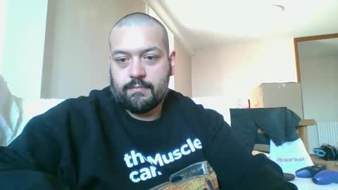 italianbigboy932 online show from May 2026 12:15:01 PM