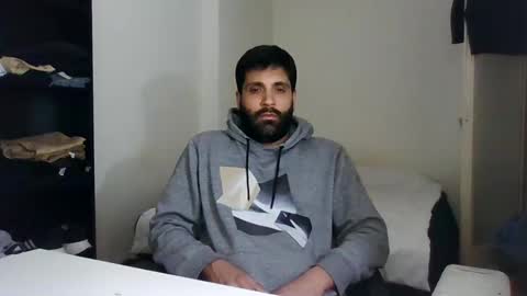 italianboybcn online show from February 2025 09:58:02 PM