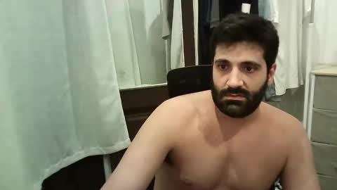 italianboybcn online show from September 2025 06:42:01 PM