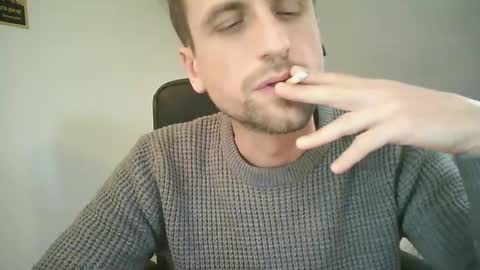 Snapshot of italiano116116 chatting on February 2025 03:42:02 PM italiano116116 online show from February 2025 03:42:02 PM